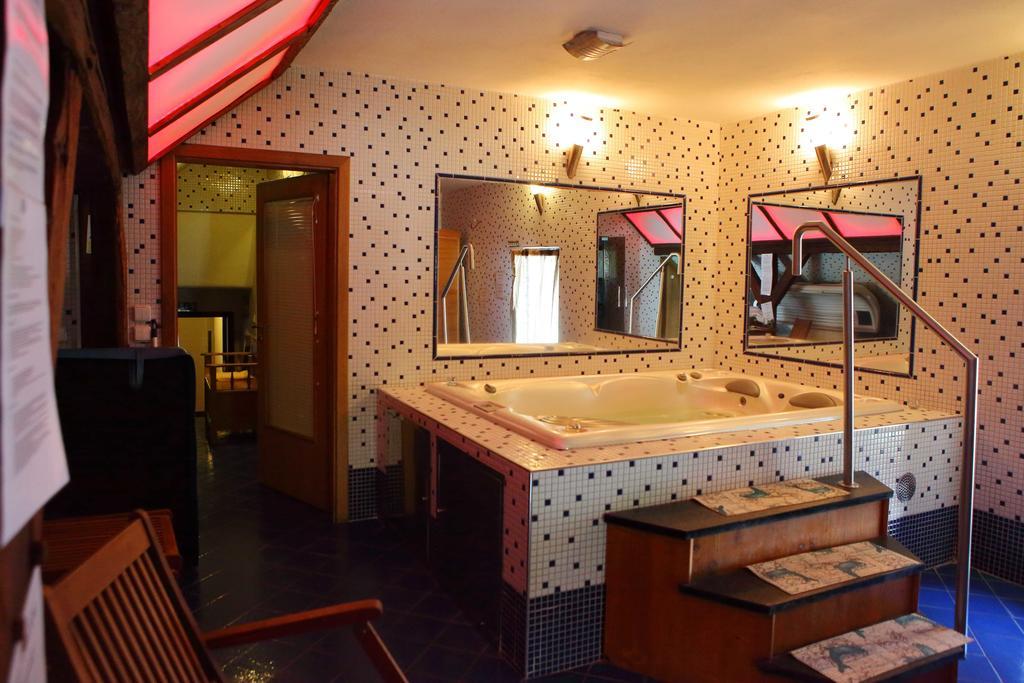 Hotel U Martina - Kocabka 罗兹伯克那瓦塔 外观 照片